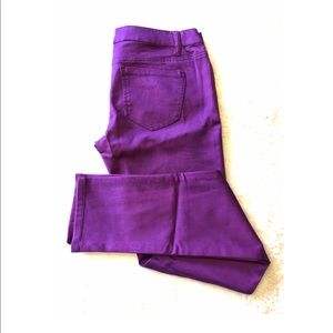 {Delia’s} Fuschia Skinny Pants